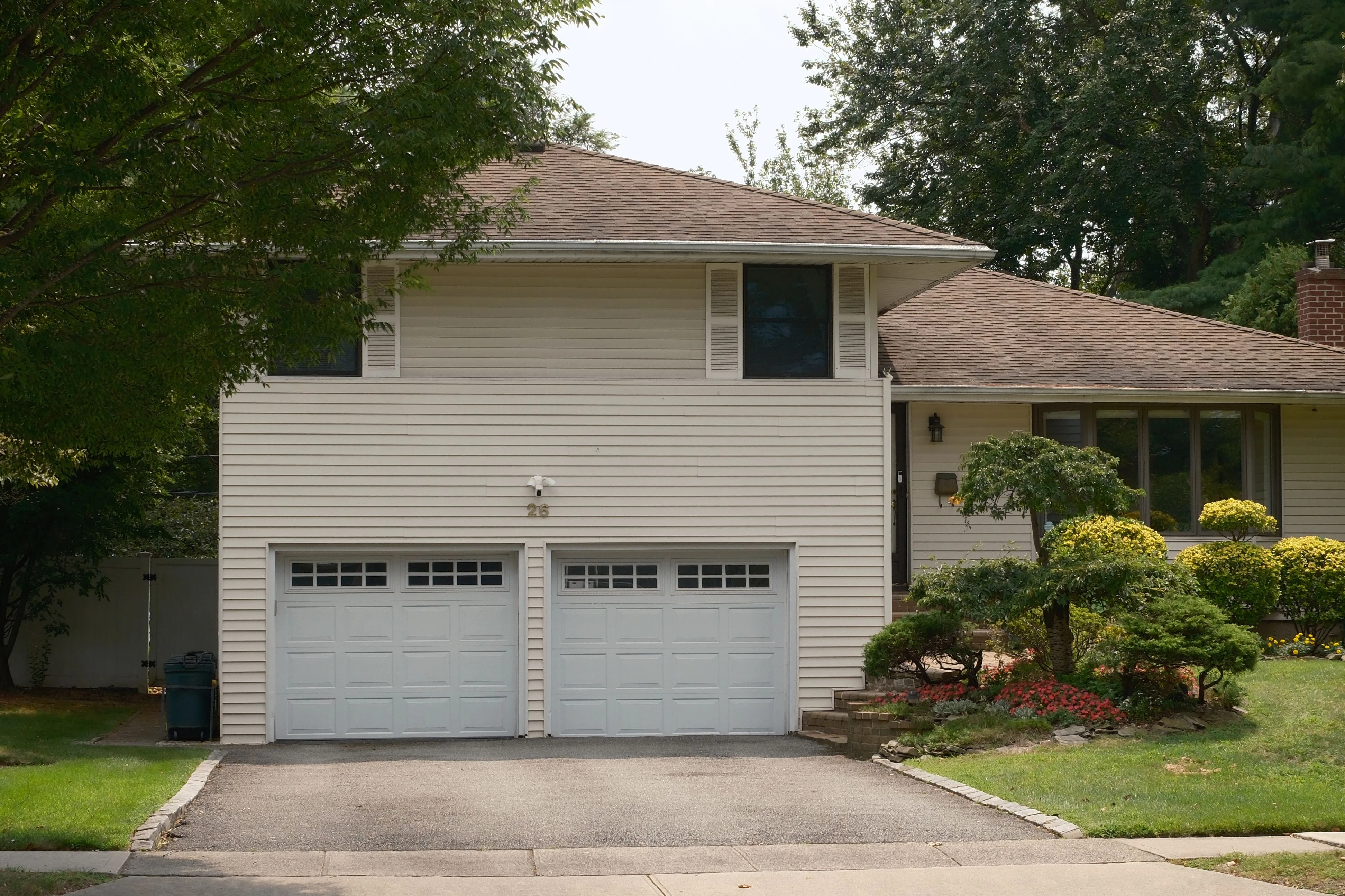 Residential garage door in Woodbridge