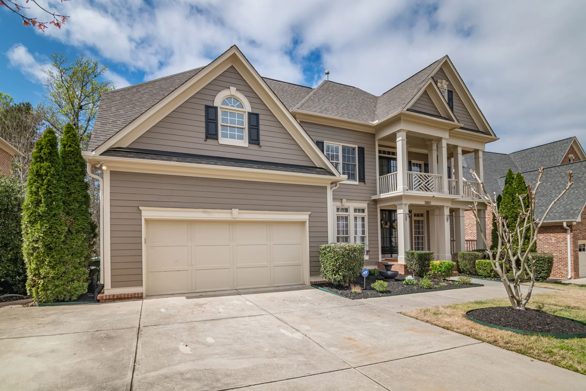 Residential garage door in Spotswood